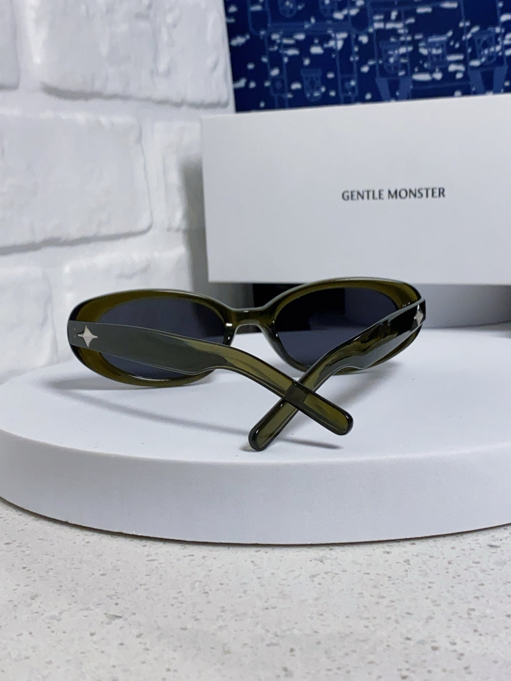 Gentle Monster BANDONA Round Black Lens Sunglasses for Men & Women - 488039 - detail image 3