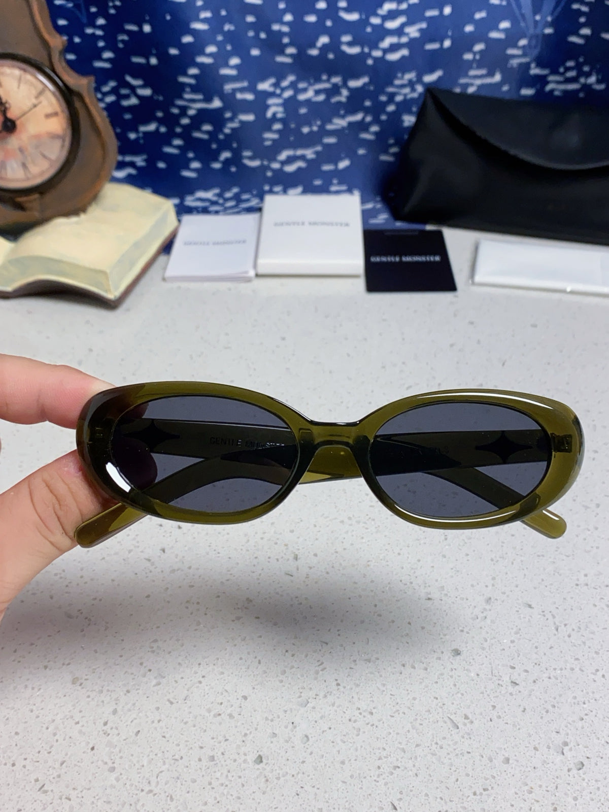 Gentle Monster BANDONA Round Black Lens Sunglasses for Men & Women - 432957 - detail image 4