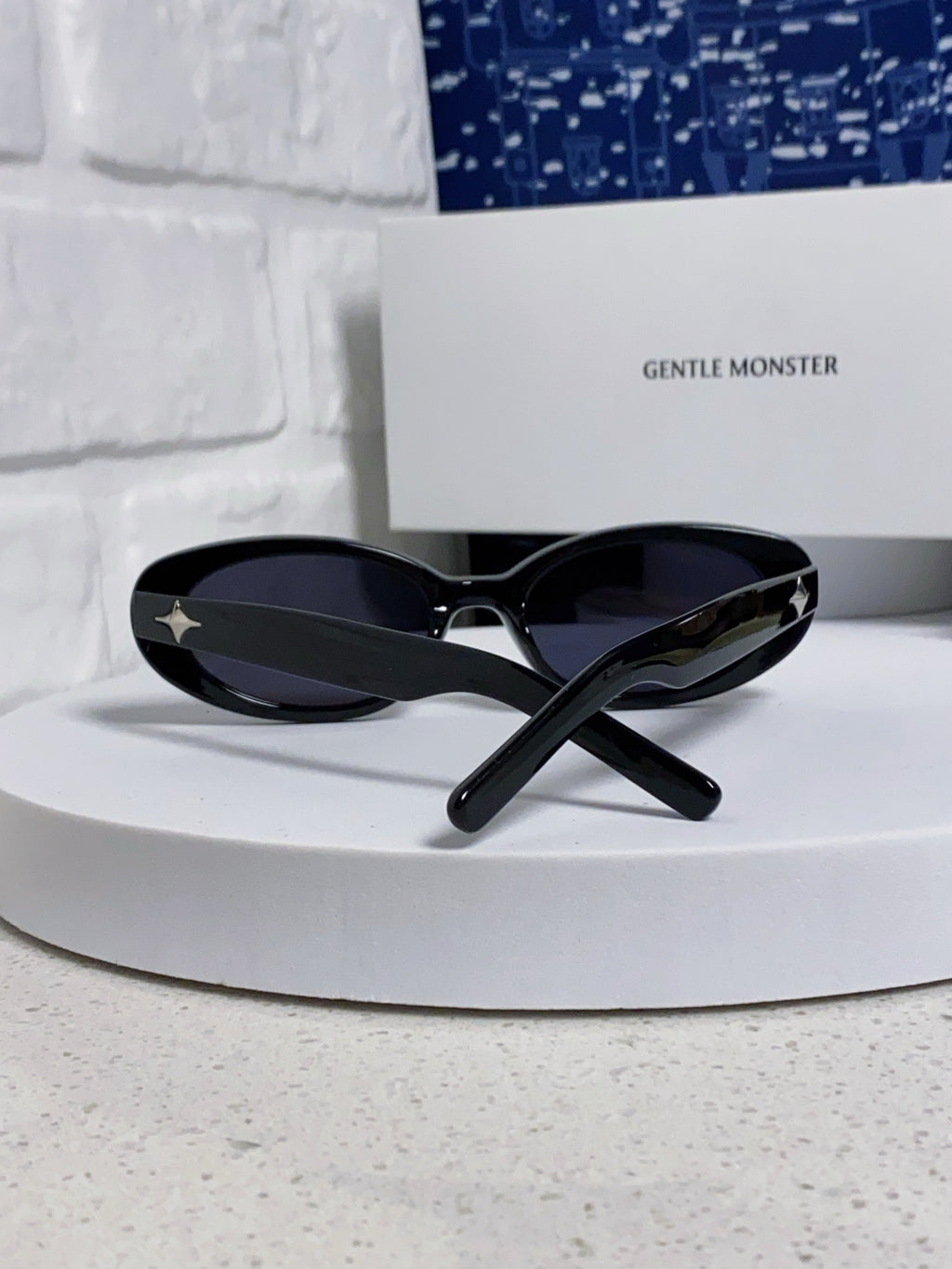 Gentle Monster BANDONA Round Black Lens Sunglasses for Men & Women - detail image 3