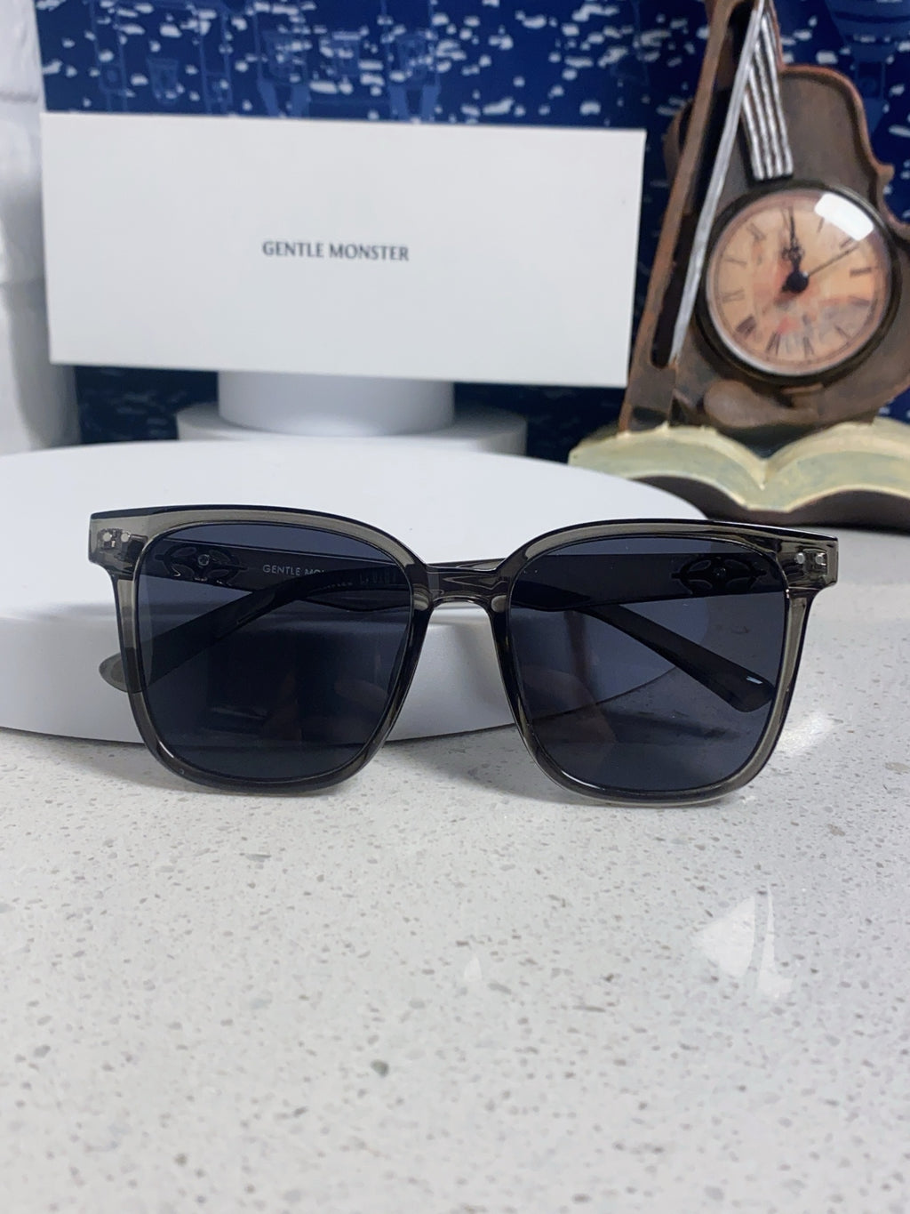 Gentle Monster Polarized Fashion Black Lens Sunglasses for Men & Wome - 488042 - detail image 9
