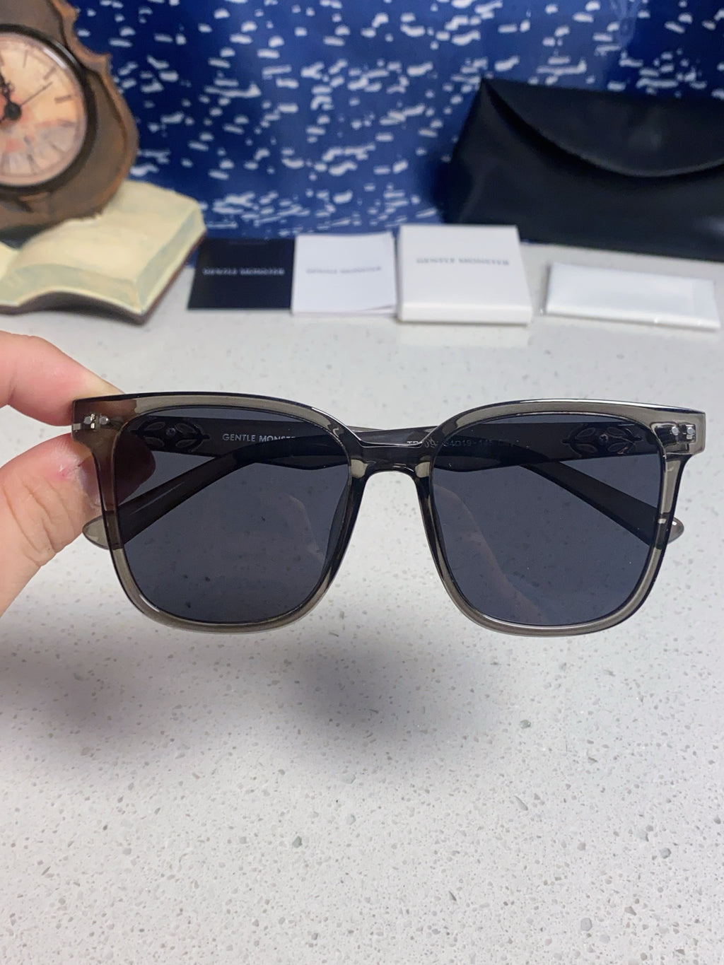 Gentle Monster Polarized Fashion Black Lens Sunglasses for Men & Wome - 488042 - detail image 4