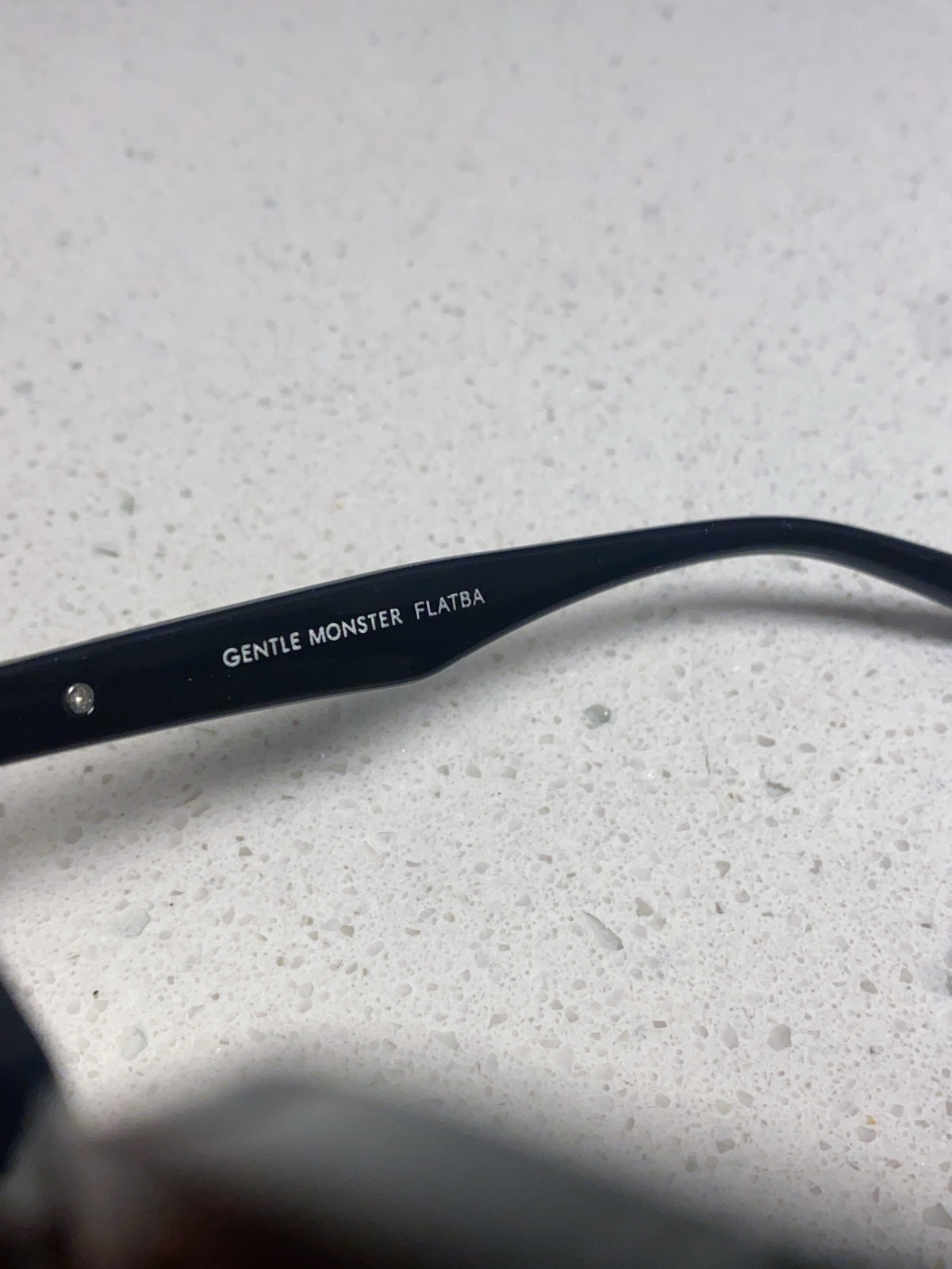 Gentle Monster Polarized Fashion Black Lens Sunglasses for Men & Wome - 488044 - detail image 8