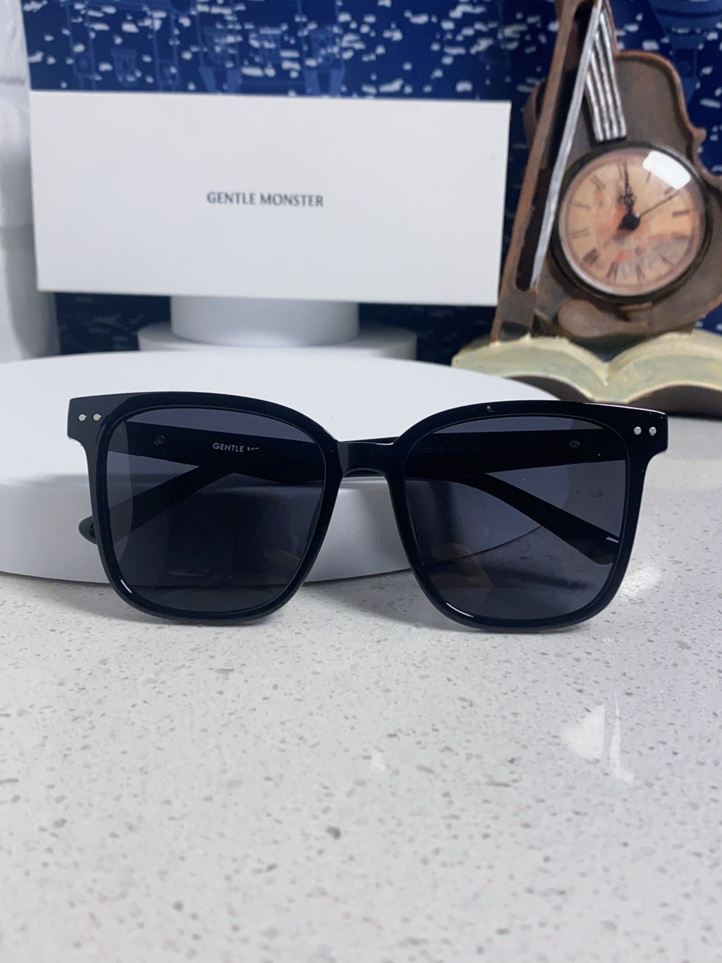 Gentle Monster Polarized Fashion Black Lens Sunglasses for Men & Wome - 488044 - detail image 9