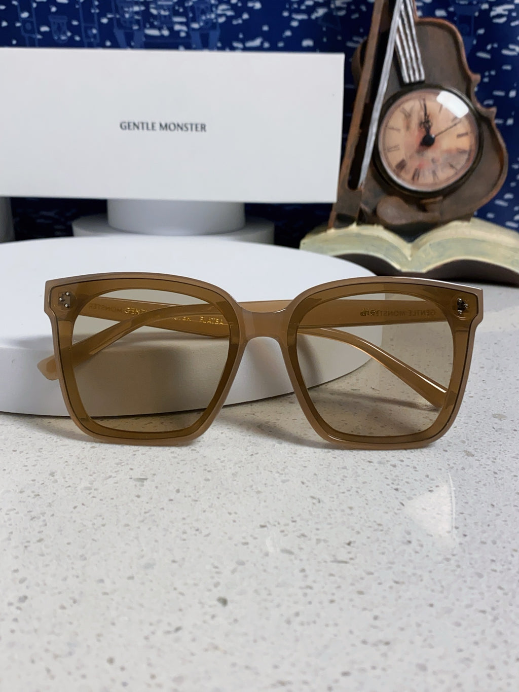 Gentle Monster HER Polarized Fashion Brown Lens Sunglasses for Men & Women - detail image 9