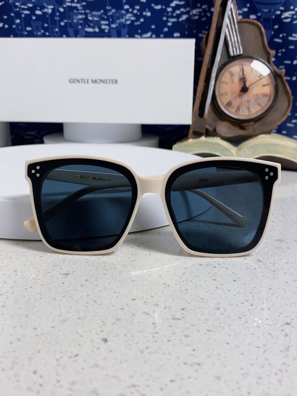 Gentle Monster HER Polarized Fashion Black Lens Sunglasses for Men & - 358902 - detail image 10