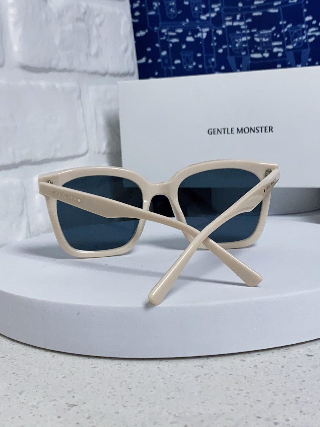 Gentle Monster HER Polarized Fashion Black Lens Sunglasses for Men & - 358902 - detail image 3