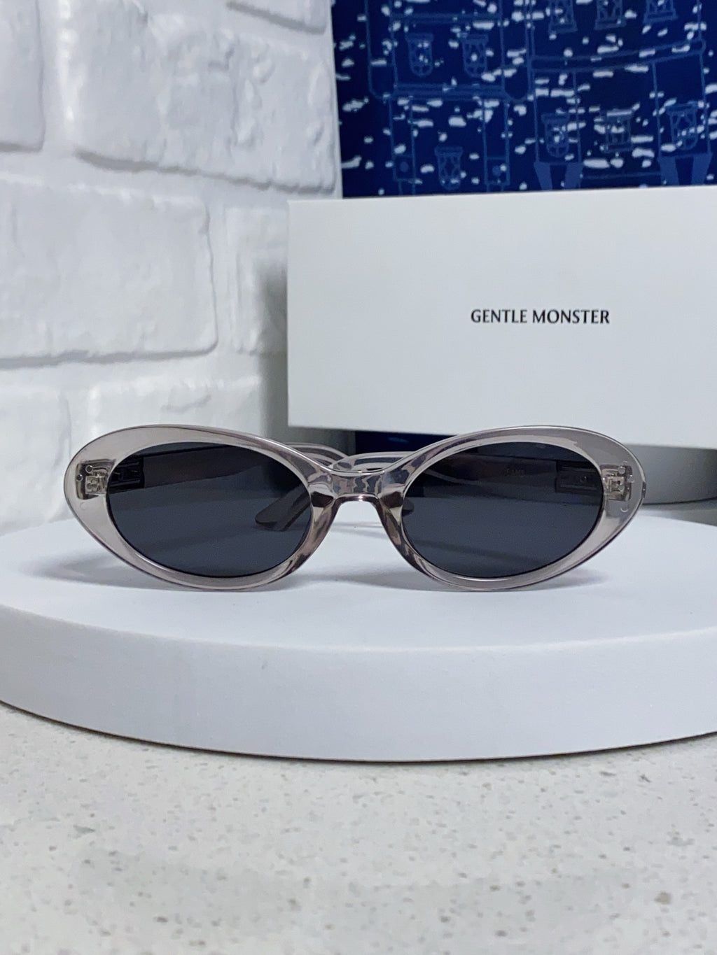 Gentle Monster JEANS Cat-Eye Silver Lens Sunglasses for Men & Women - 132649 - detail image 2