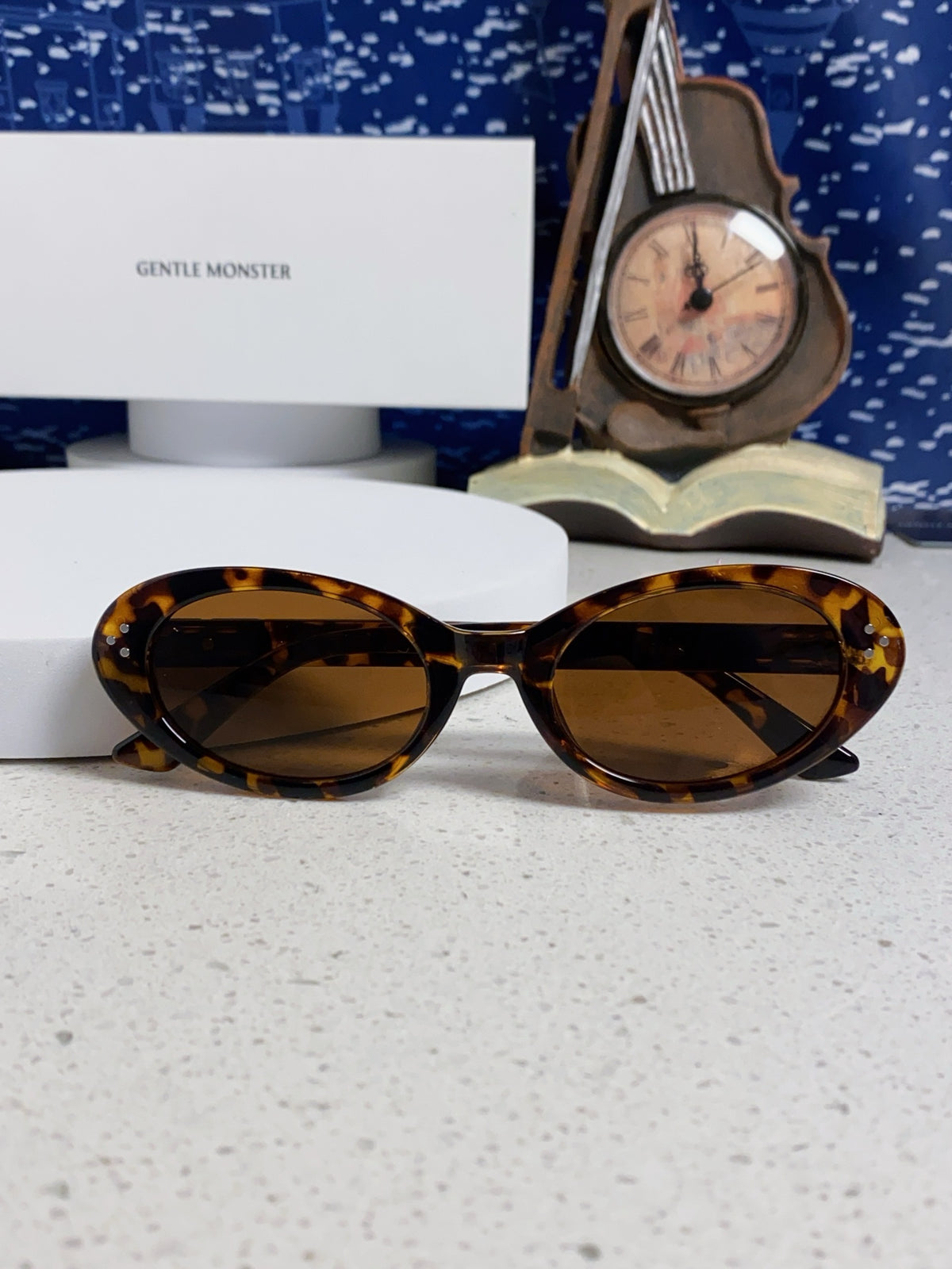 Gentle Monster JEANS Cat-Eye Brown Lens Sunglasses for Men & Women - detail image 9