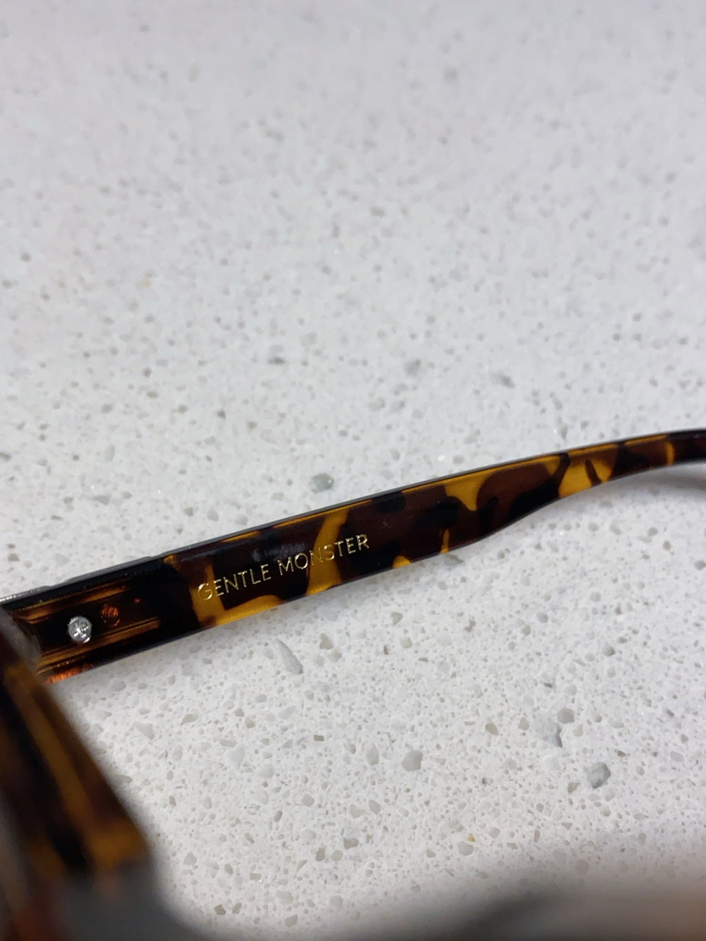 Gentle Monster JEANS Cat-Eye Brown Lens Sunglasses for Men & Women - detail image 8