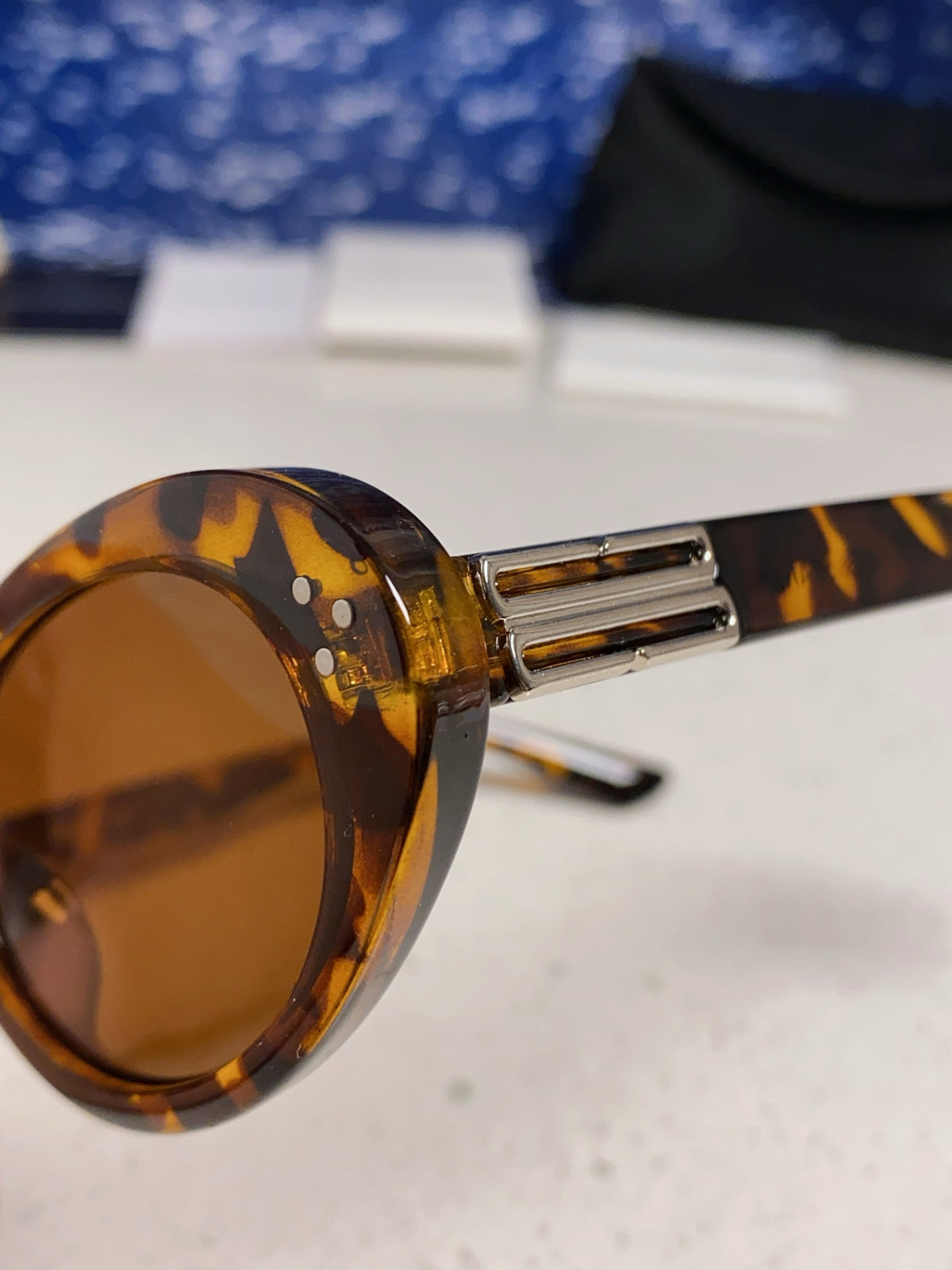 Gentle Monster JEANS Cat-Eye Brown Lens Sunglasses for Men & Women - 132652 - detail image 7