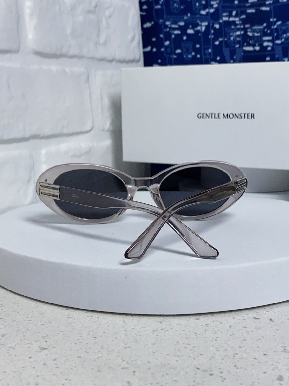 Gentle Monster JEANS Cat-Eye Silver Lens Sunglasses for Men & Women - 132649 - detail image 3