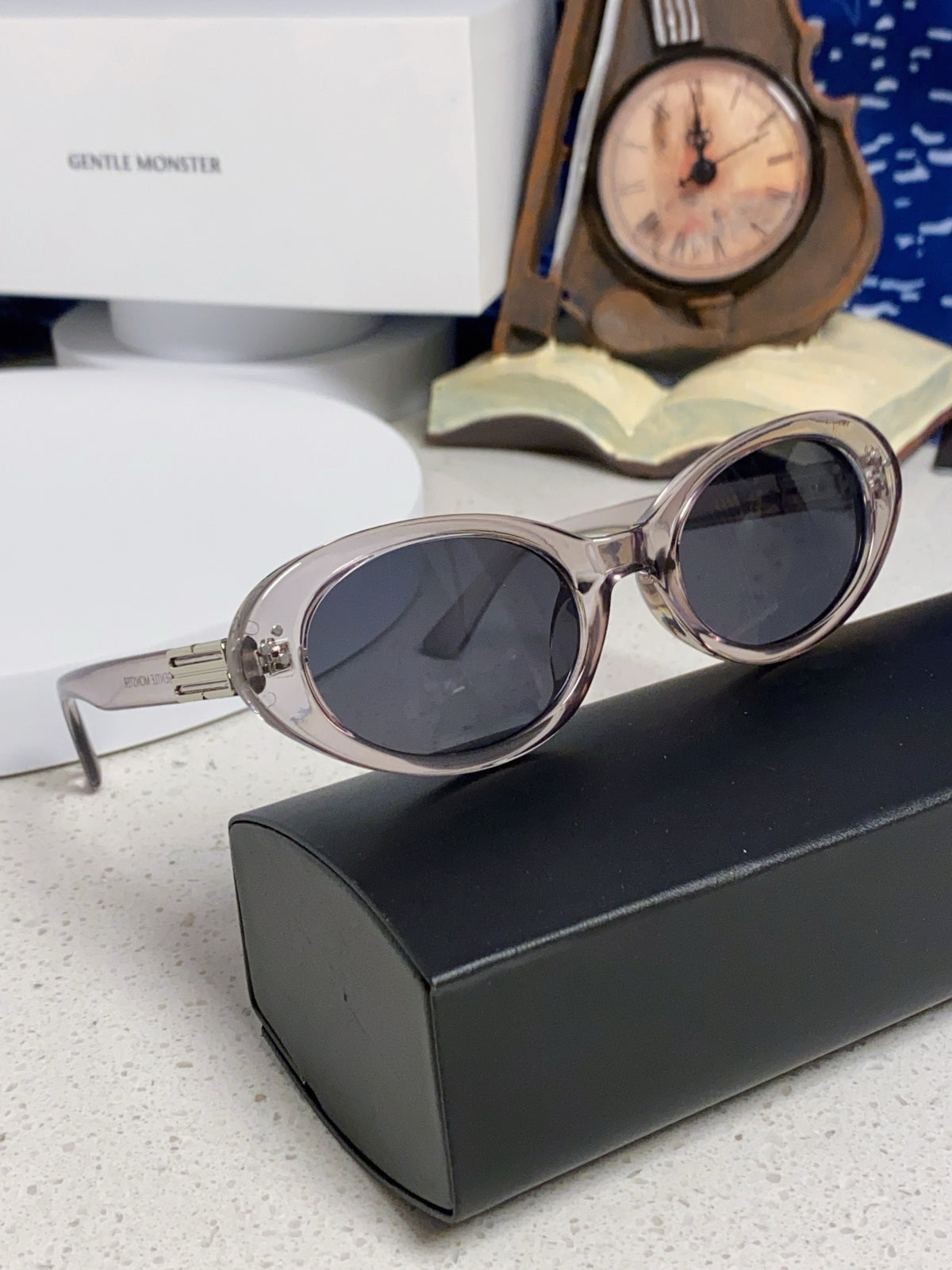 Gentle Monster JEANS Cat-Eye Silver Lens Sunglasses for Men & Women - 132649 - detail image 10