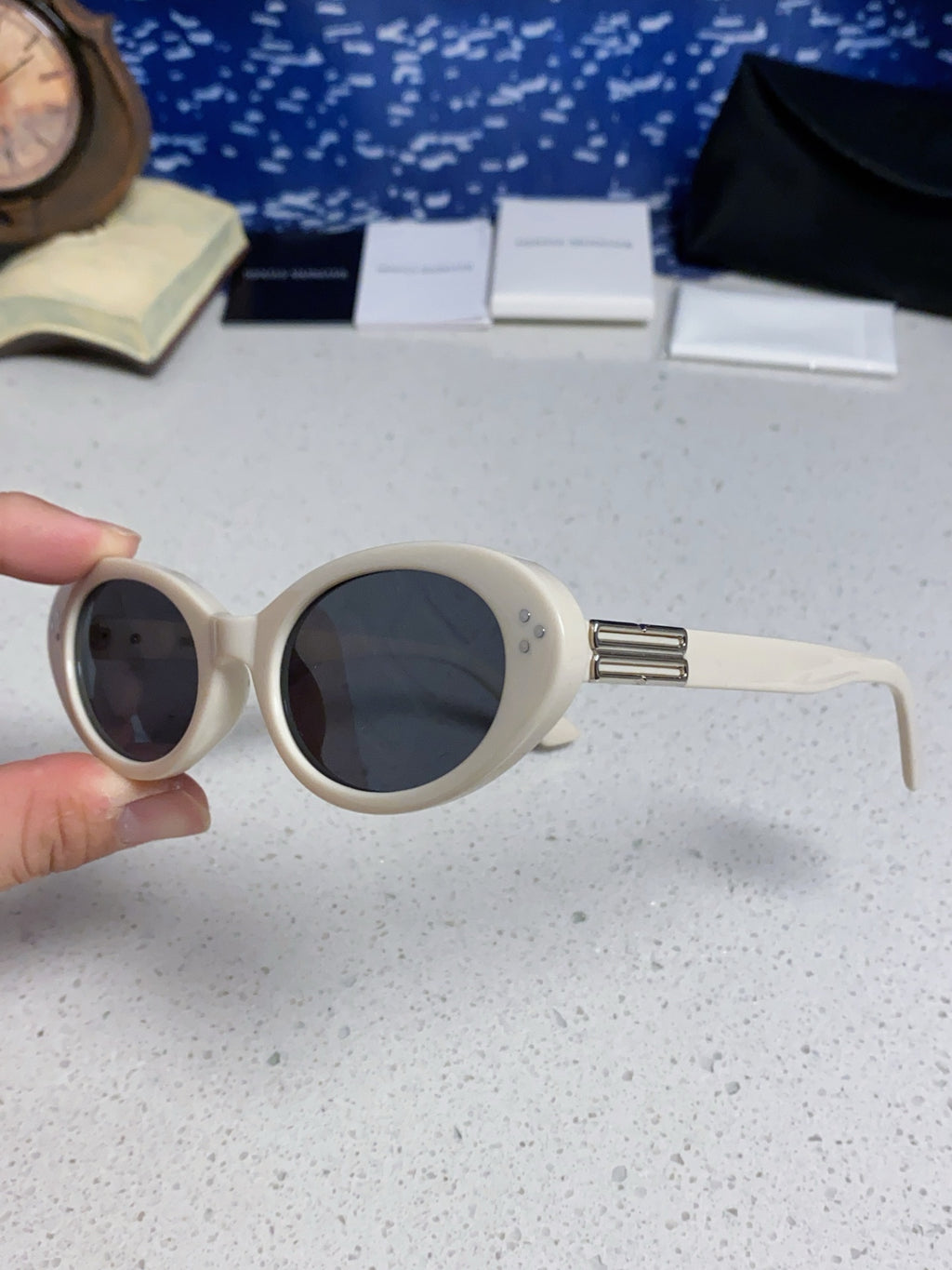 Gentle Monster JEANS Cat-Eye Silver Lens Sunglasses for Men & Women - detail image 6