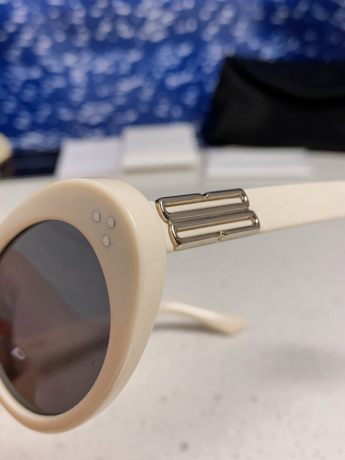 Gentle Monster JEANS Cat-Eye Silver Lens Sunglasses for Men & Women - detail image 7