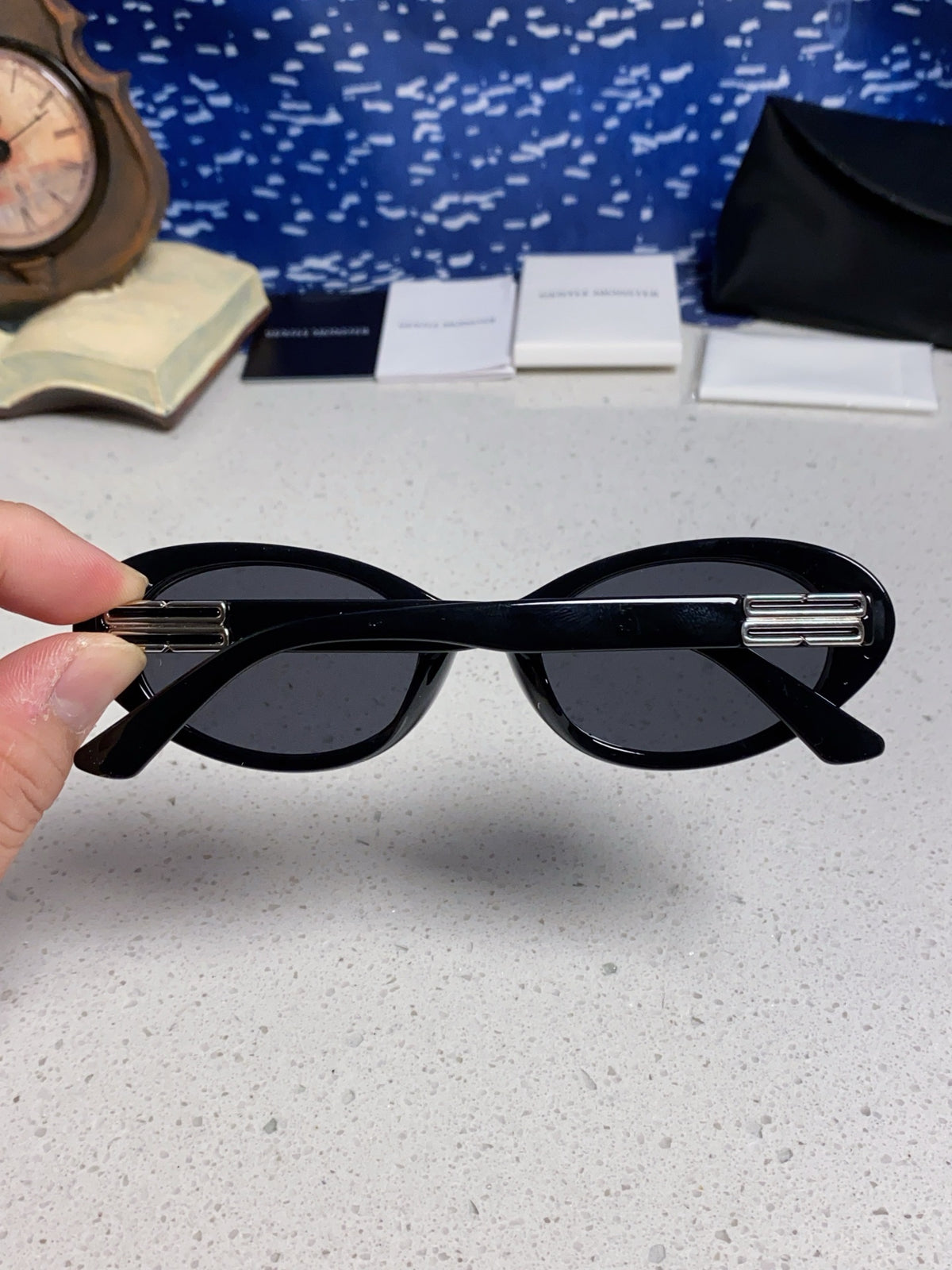 Gentle Monster JEANS Cat-Eye Black Lens Sunglasses for Men & Women - 132653 - detail image 5