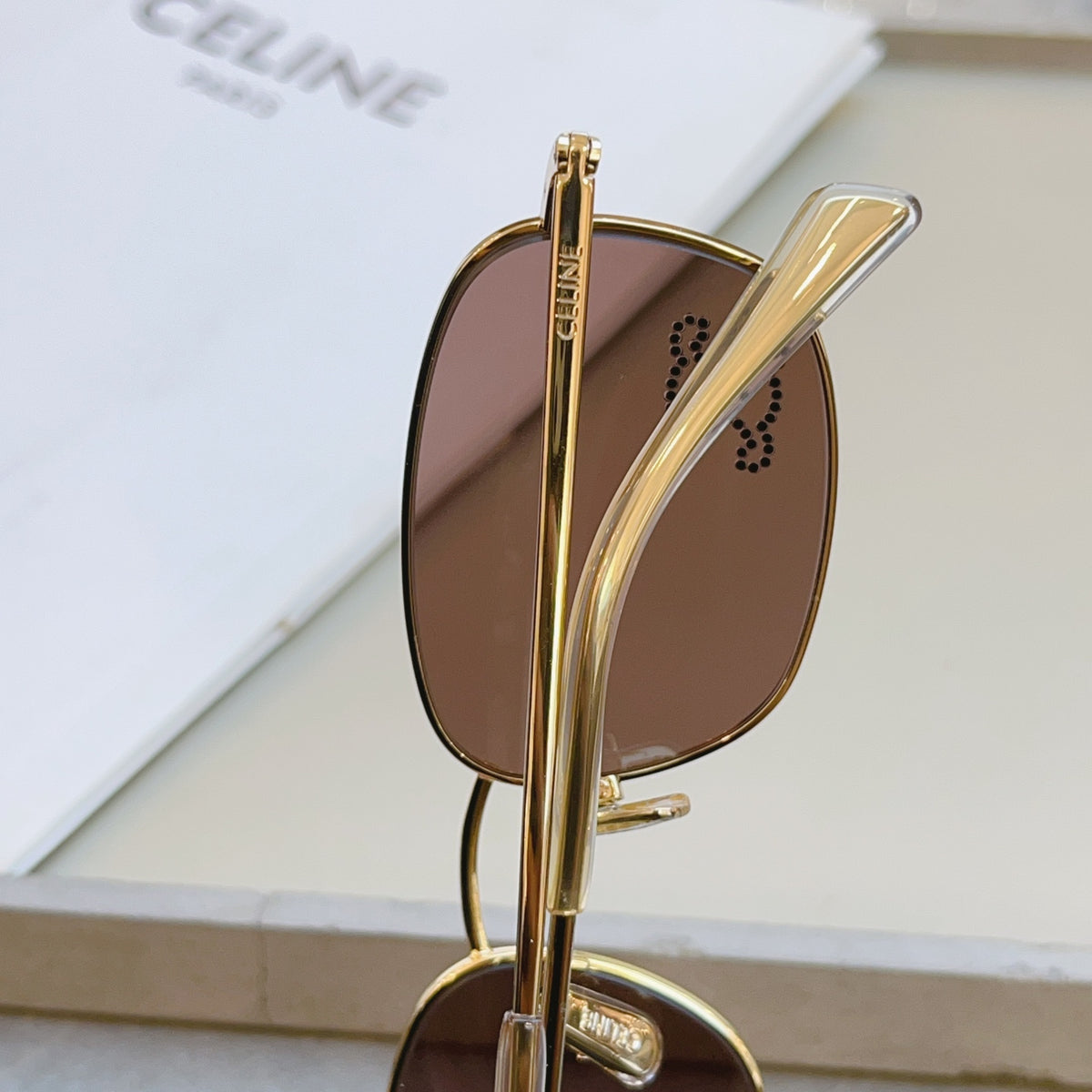 Celine CL40285U Fashion Brown Lens Sunglasses for Men & Women - 415639 - detail image 5