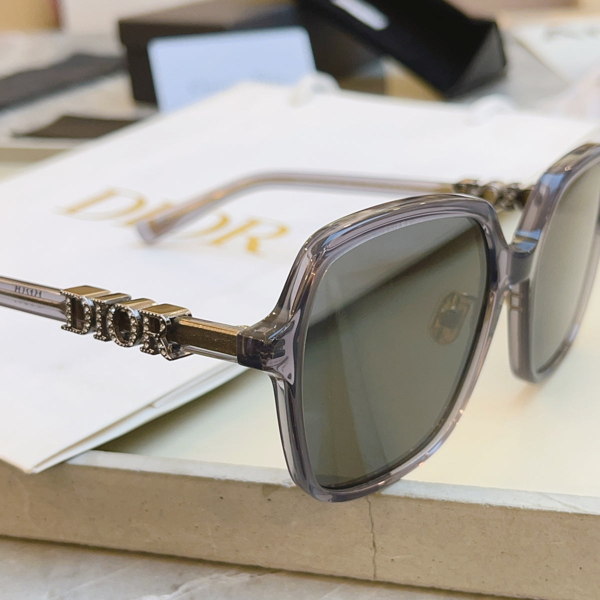 Dior DIORTREASURE Fashion Gold Lens Sunglasses for Men & Women - 358246 - detail image 8