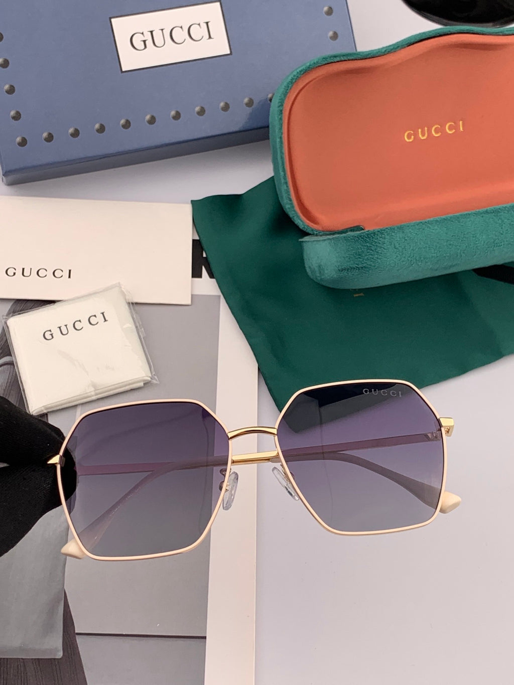 Gucci G1826 Polarized Oversized Gold Lens Sunglasses for Men & Women - 866956