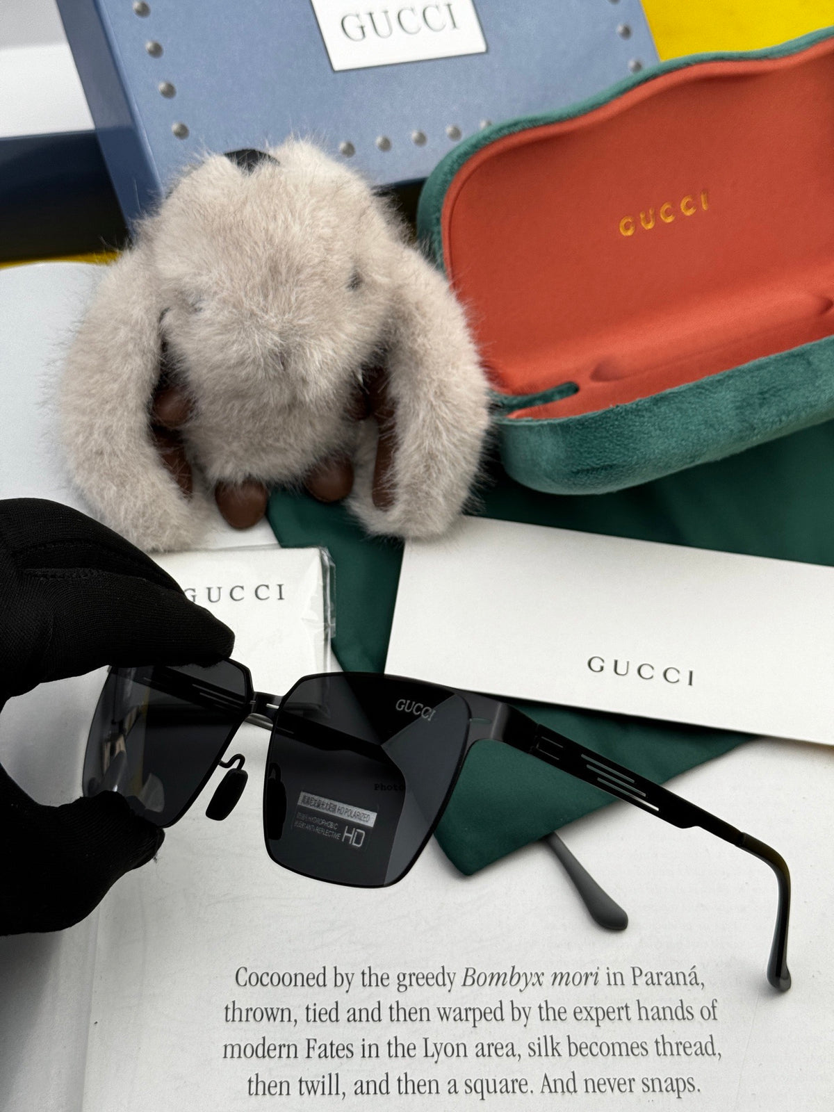 Gucci G9882 Polarized Fashion Black Lens Sunglasses for Men & Women - 866952 - detail image 4
