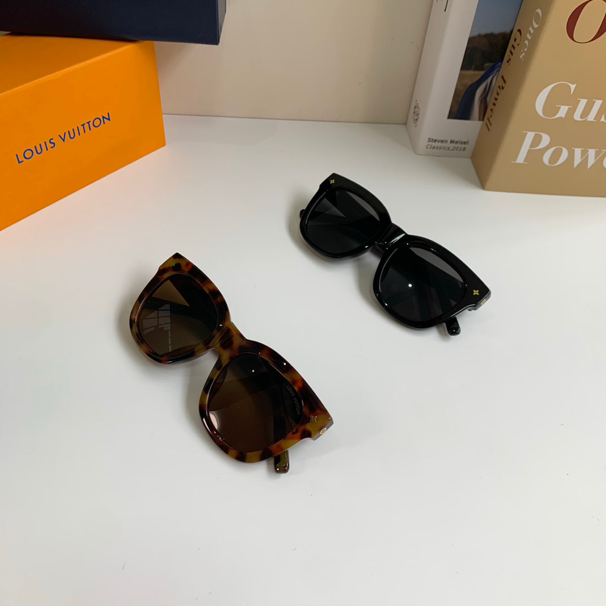 Louis Vuitton Square Black Lens Sunglasses for Men & Women - 486204 - detail image 10