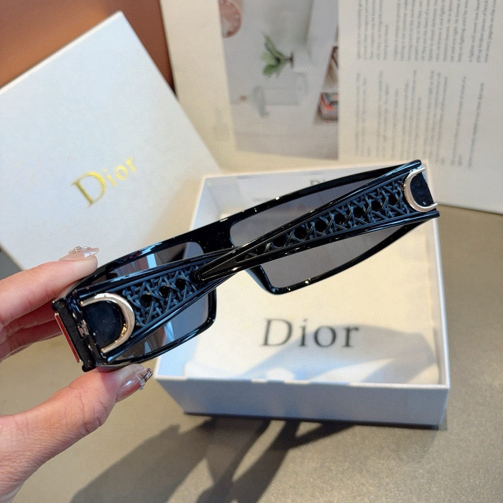 Dior Fashion Blue Lens Sunglasses for Men & Women - detail image 5