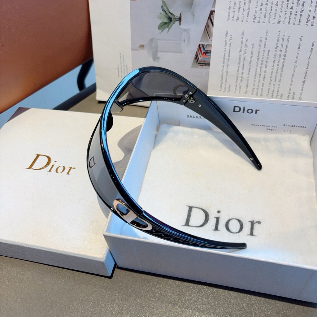Dior Fashion Blue Lens Sunglasses for Men & Women - 158411 - detail image 2