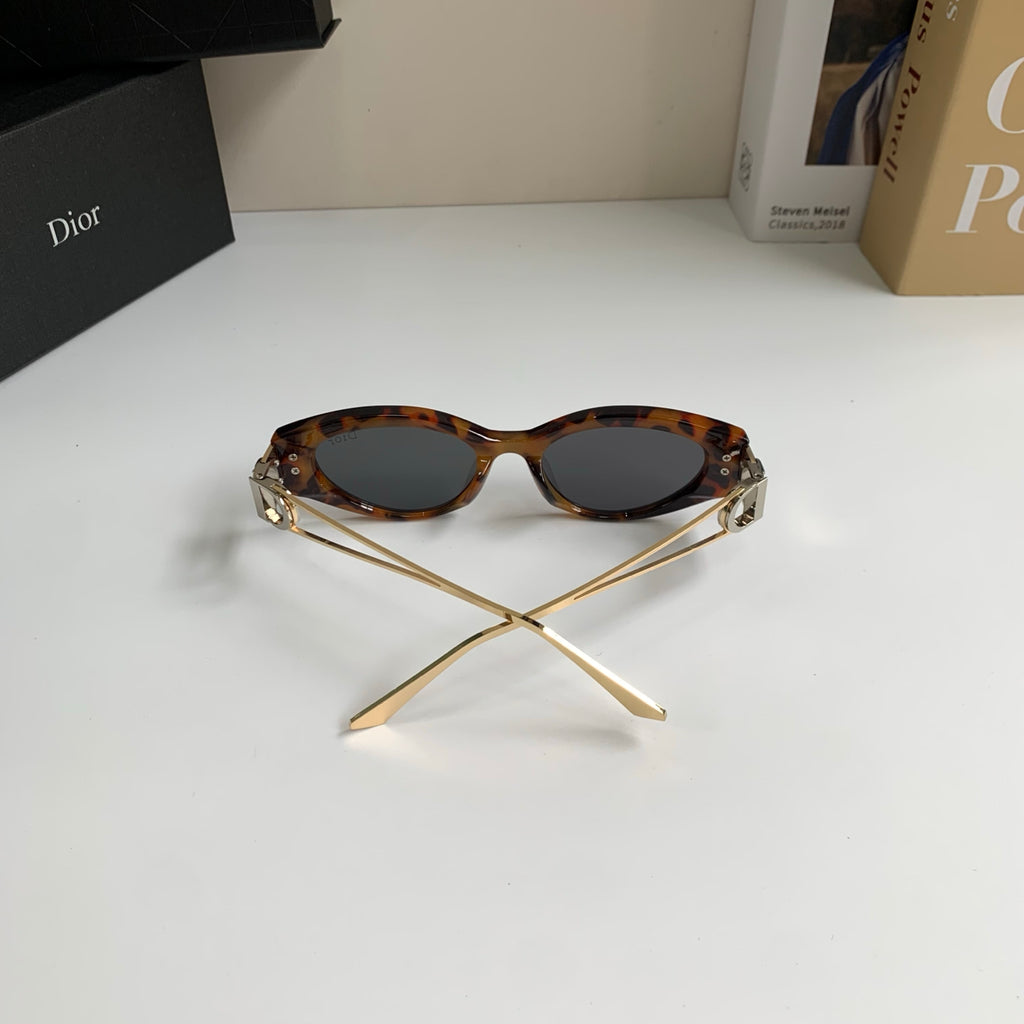 Dior Cat-Eye Silver Lens Sunglasses for Men & Women - 398760 - detail image 9
