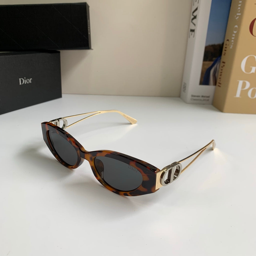 Dior Cat-Eye Silver Lens Sunglasses for Men & Women - 398760 - detail image 2