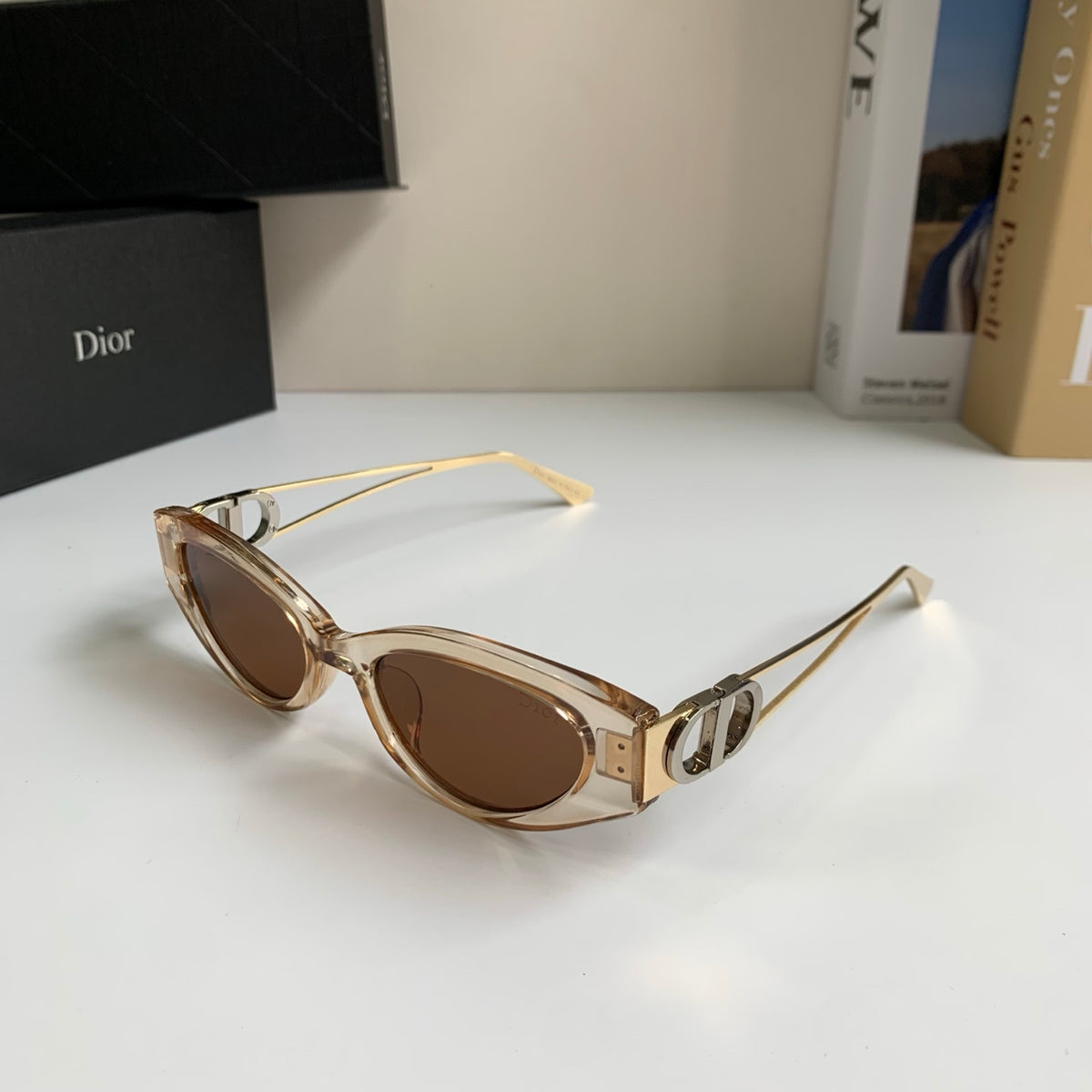 Dior Cat-Eye Brown Lens Sunglasses for Men & Women - detail image 2