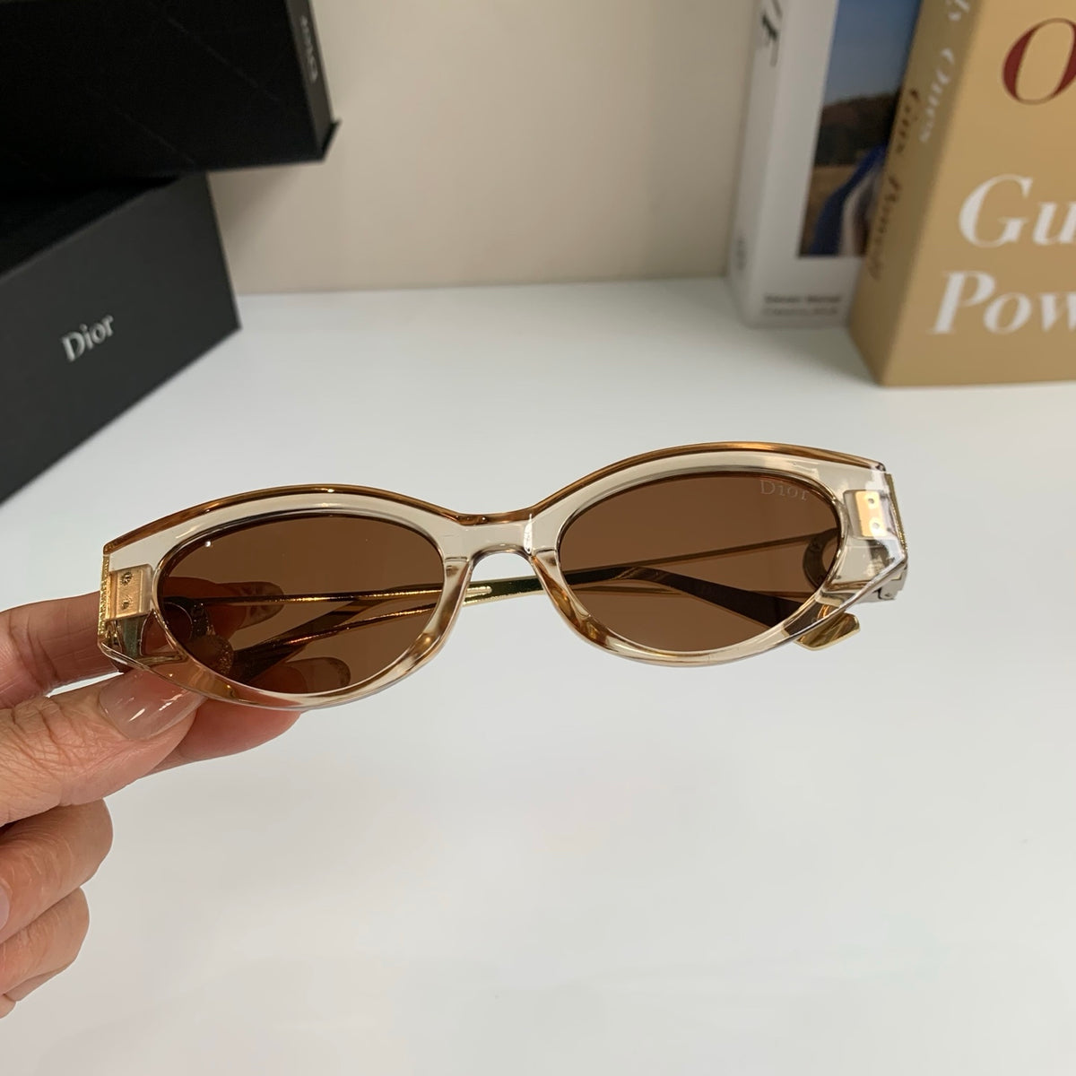 Dior Cat-Eye Brown Lens Sunglasses for Men & Women - detail image 4