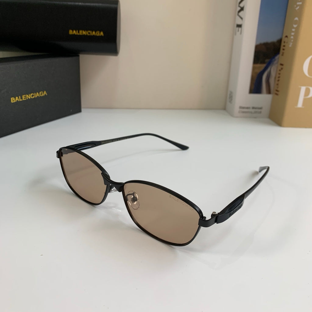 Balenciaga Fashion Silver Lens Sunglasses for Men & Women - 416095 - detail image 2