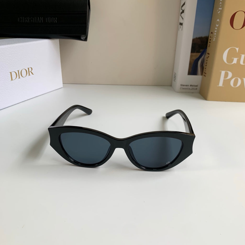 Dior Square Black Lens Sunglasses for Men & Women - 449117 - detail image 3