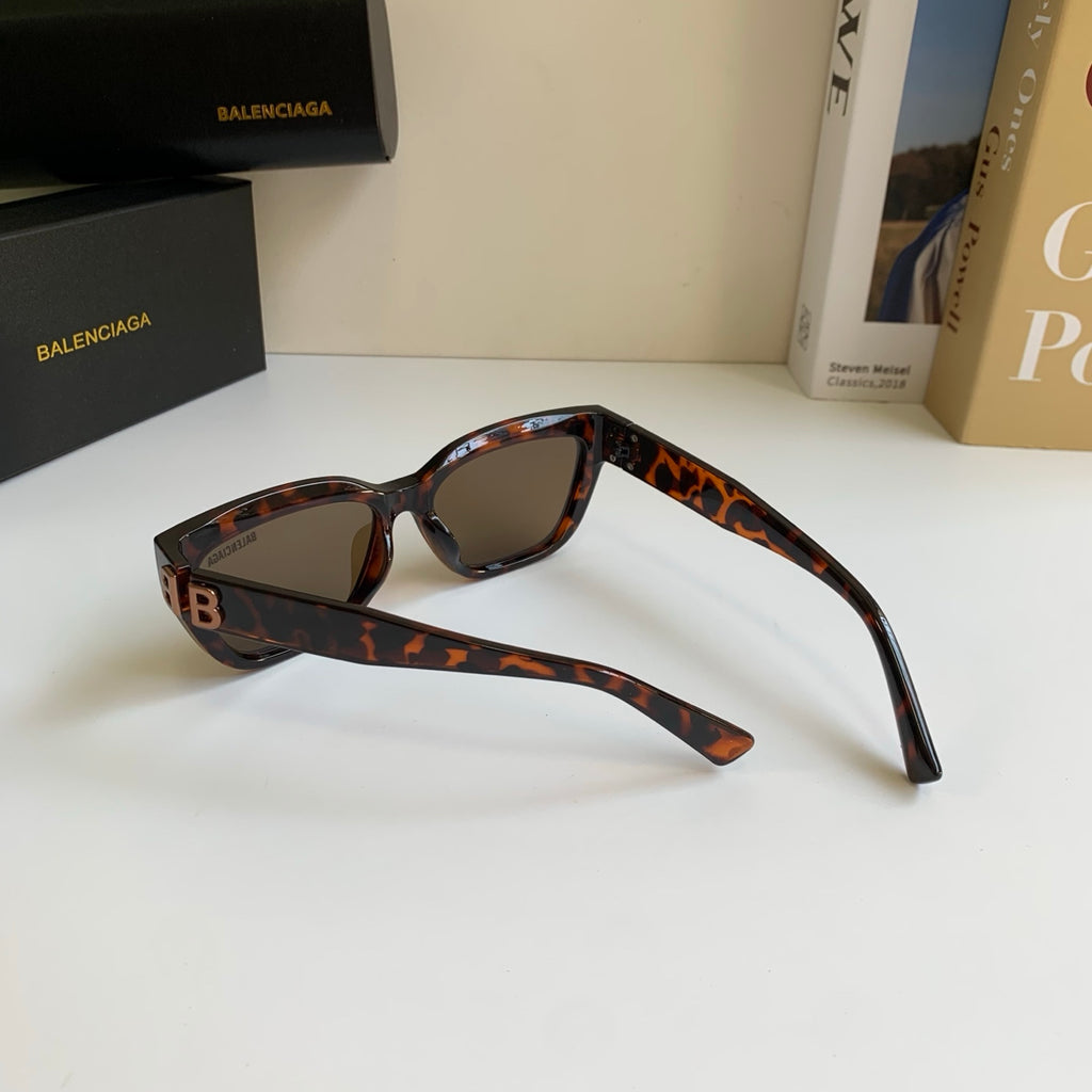 Balenciaga Square Black Lens Sunglasses for Men & Women - 466009 - detail image 6