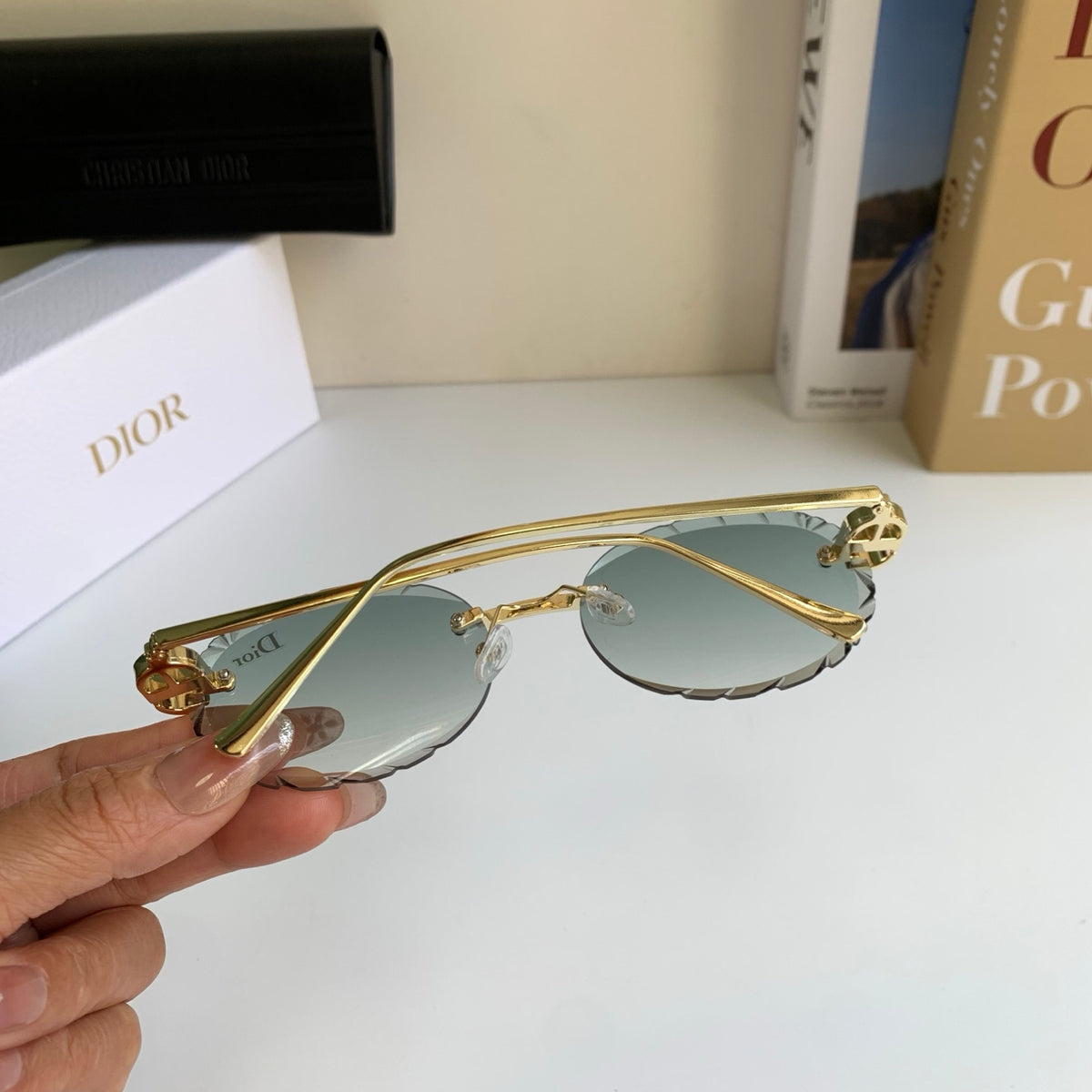 Dior Polarized Round Silver Lens Sunglasses for Men & Women - 465401 - detail image 7