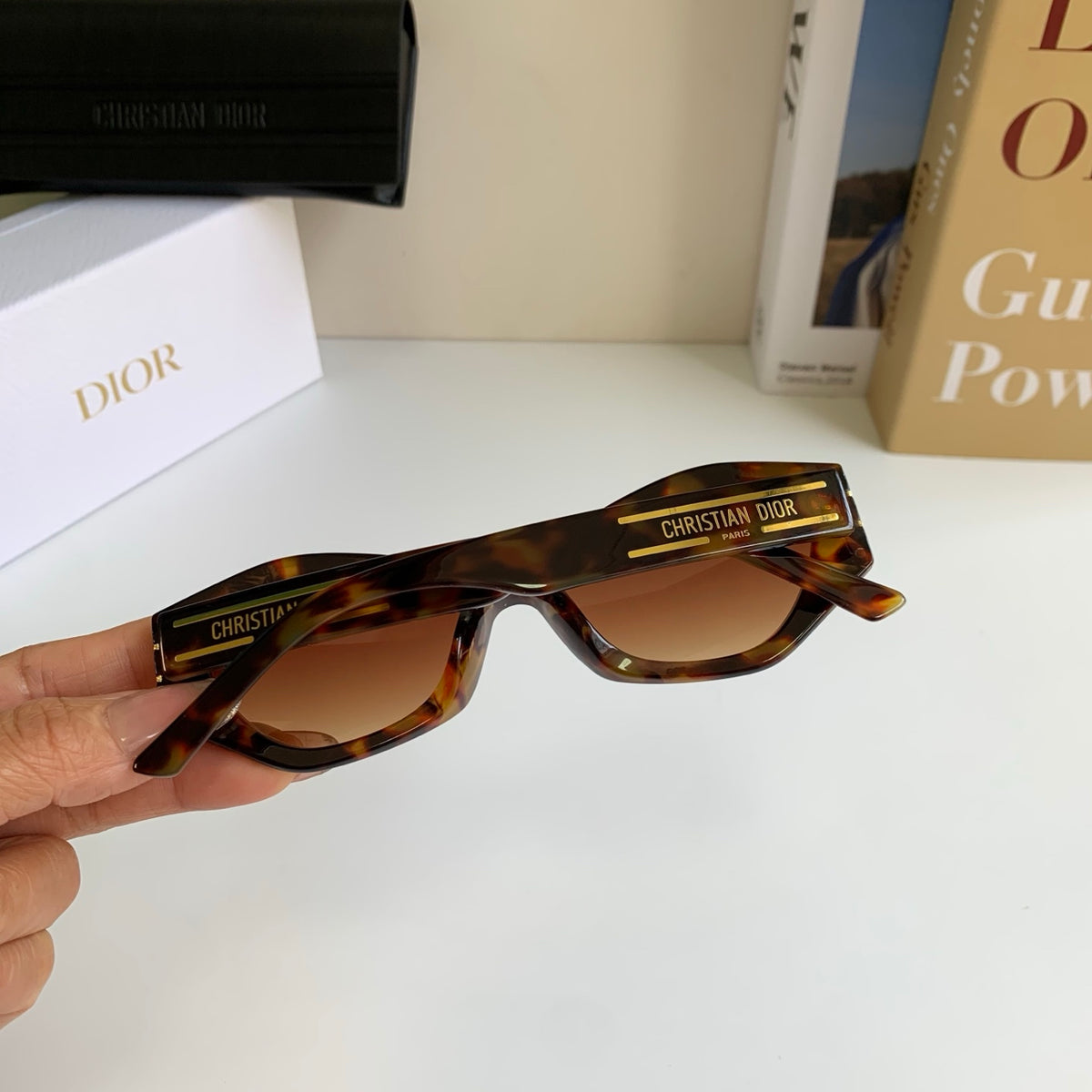 Dior Polarized Cat-Eye Black Lens Sunglasses for Men & Women - 382464 - detail image 7