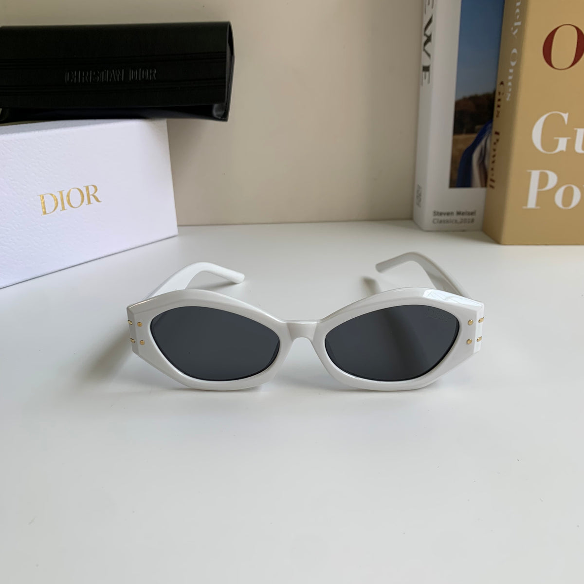 Dior Polarized Cat-Eye Silver Lens Sunglasses for Men & Women - detail image 5