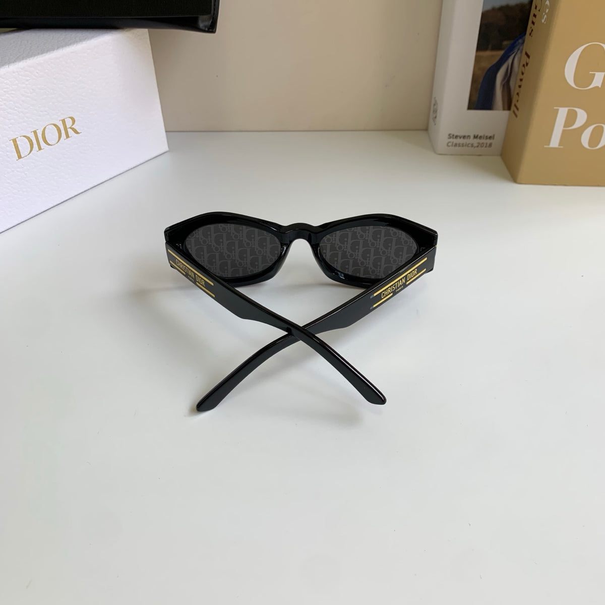 Dior Polarized Cat-Eye Black Lens Sunglasses for Men & Women - detail image 8