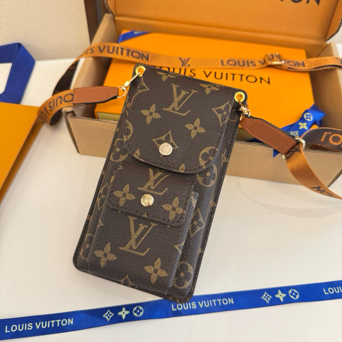 Louis Vuitton Fashion Black Lens Sunglasses for Men & Women - 448523 - detail image 4